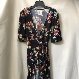Haute Project wrap dress NWT size Large